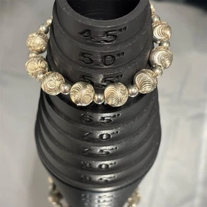 Vintage silberfarbenes Armband Damen 7 Zoll 29 g graviert Wirbel Perlen Handwerker - Bild 1 von 7