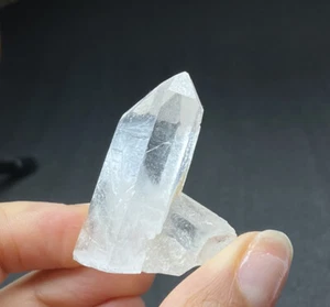 BERGKRISTALL, unten geschnitten ( 24.6 Gramm) Roh Quarz / Quartz sliced Crystal - Picture 1 of 2