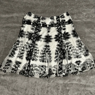 ECI New York Silk Black & White Floral Skirt L - Image 1 of 4