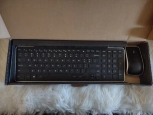 Blue Tooth Dell Keyboard And Mouse With Missing USB Adapter For The Computer - Picture 1 of 3