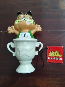 1981 GARFIELD Enesco Ceramic Figurine Number 1 Superstar Trophy w/Original TAG - Picture 1 of 4