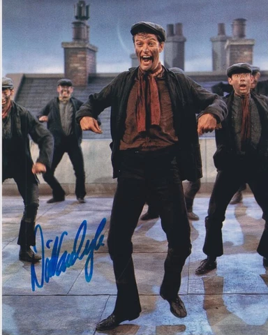 Dick Van Dyke (Mary Poppins) signed 8x10 photo Cover