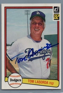 1982 Donruss - #110 Tommy Lasorda Hand Signed Autographed Baseball Card - Picture 1 of 2
