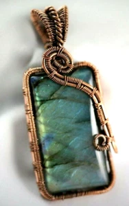 Copper Wire Wrap Pendant Labradorite Elegant Handcrafted - Picture 1 of 7
