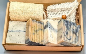 4-Bar Natural Soap Gift Set - 4 Assorted Soaps & Loofah in Gift Packaging - Picture 1 of 15