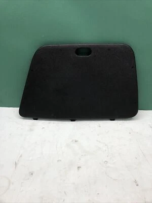 Chevrolet Trax 2016-2022 lado derecho pasajero trasero almacenamiento área de carga OEM Foto 1 de 4