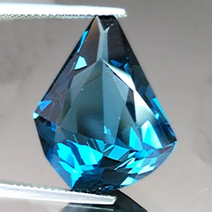 19,22 kt fabelhafter ausgefallener natürlicher London Blautopas im Schliff lose echte Edelsteine - Bild 1 von 9