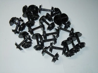 LIMA H0 TRENO  22 ASSALI IN PLASTICA CLASSICI CON PUNTE CONICHE VARIE MISURE- - Immagine 1 di 2