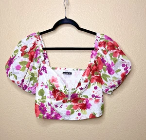 Blusa Abercrombie & Fitch Manga Abullonada Floral Recortada Calada XL Cottage Fairy - Imagen 1 de 7