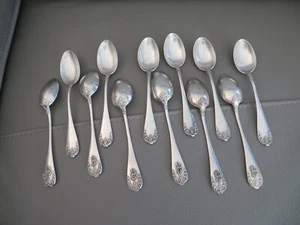 12 petites cuillères en argent massif orfèvre Paul Surot vers 1886 (306 gr) - Picture 1 of 4