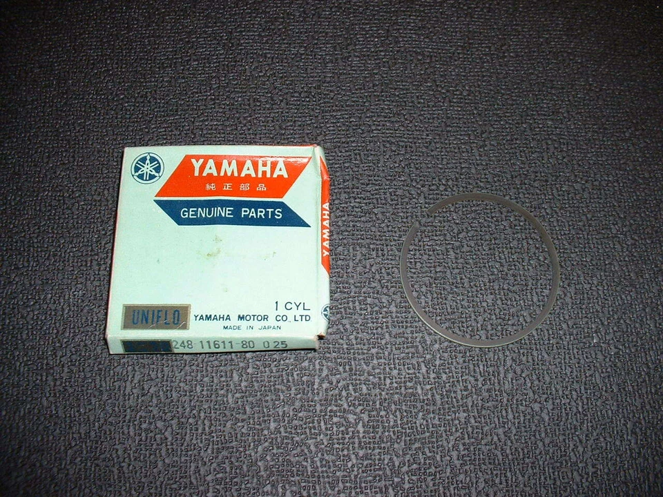 Anillo de pistón Yamaha AT1M NUEVO DE STOCK, 248-11611-80, 1er gran tamaño Foto 1 de 1