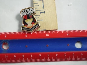 FUNKO STAR WARS SMUGGLER'S BOUNTY- THE RESISTANCE- REVEAL PIN - Picture 1 of 2