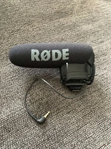 Rode VideoMic Pro Shotgun/On-Device Wired Standard Professional Microphone - Zdjęcie 1 z 4