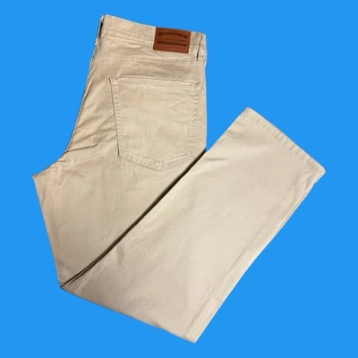 Lucky Brand 410 Mens Size 36x30 Athletic Straight Stretch 5 Pocket Beige Pants - Image 1 of 4