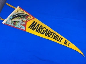 Vintage Felt Pennant "Margaretville, NY" Hooked Largemouth Bass 26.5"L - Picture 1 of 10