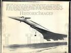 1975 Press Photo Soviet Union begins supersonic jet mail freight and service.