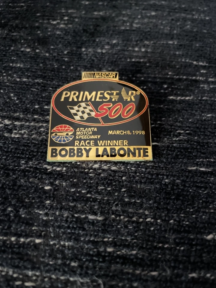 ЗНАЧОК NASCAR PRIMESTAR 500 BOBBY LABONTE - Изображение 1 из 1
