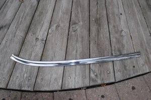 Ford Mustang Mercury Cougar 1969-1970 convertible parabrisas delantero derecho moldura inferior - Imagen 1 de 16