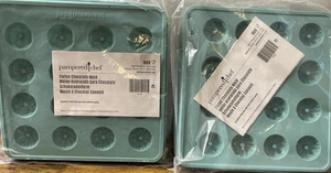 Pampered chef silicone fluted chocolate mold 8" X 8 " - 2 Pack - Picture 1 of 4