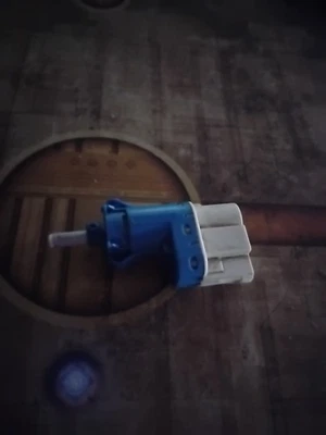 Interruptor de luz de freno GENUINO XBLS216 Ford Fiesta Mk6 Mk7 Focus Mondeo Jaguar Volvo Foto 1 de 4