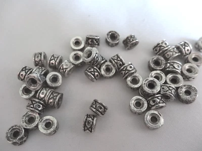 FORTY FIVE Silver Pewter Metal Spacer Beads Round 4.5-4.75mm Wide A187 DNG - Image 1 of 4