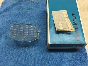 GM 5961259 1969 Cadillac Lower Backup Lens "NOS" (except Eldorado) - Picture 1 of 5