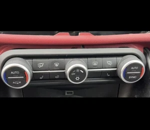 Alfa Romeo Giulia CLIMATE HEATER CONTROL PANEL 2016-2023 01561390670 - Picture 1 of 4