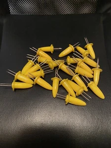 25 Corn on the Cob Holders Skewers - Yellow - Plastic Corn -Metal Skewers - Picture 1 of 4