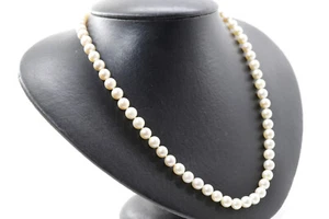 Akoya Natural Extra Salted Pearl Necklace 60cm 18k Gold - Picture 1 of 7