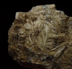 JOHANNSENITE minerale raro! -- Bulgaria -- MADAN -- Strashimir /pk061 - Foto 1 di 11
