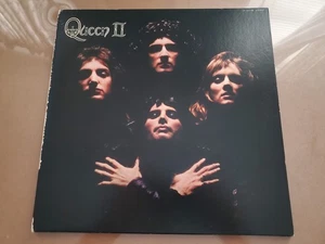 QUEEN "QUEEN II"  RARE VINYL LP FROM JAPAN FREDDIE MERCURY EX - Picture 1 of 8