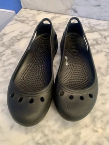 Ballerine Crocs Kadee Mary Jane marroni piatte slip-on donna taglia 6 NUOVE - Foto 1 di 12