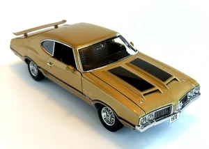 DANBURY COMO NUEVO 1:24 1970 OLDSMOBILE 442 CUPÉ DORADO — ¡CASI COMO NUEVO, NUEVO EN CAJA! (Sin papeles) - Imagen 1 de 24