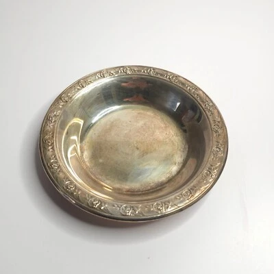 复古 Reed & Barton 经典玫瑰设计碗银盘 6.5 英寸 — 第 1/4 张图片