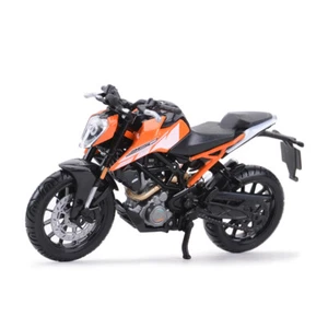 Bburago 51083 KTM 250 Duke orange/schwarz Maßstab 1:18 Modellmotorrad  - Bild 1 von 1