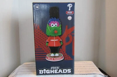 Phillie Phanatic 2024 MLB London Series Guardsman Uniform Bobblehead #70 of 224 - Image 1 of 4
