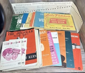 Lot of Vintage Sheet Music Books & And Individual Songs. - Picture 1 of 4