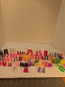 Lot Of  59 BARBIE Shoes - Picture 1 of 11