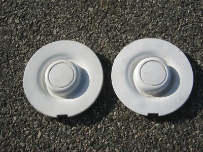 Заводские центральные колпаки колес для Dodge Caravan Voyager 1993–1995 годов выпуска белые - Изображение 1 из 4