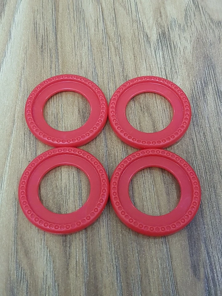 Hasbro Connect 4 Launchers Spare/Replacement 4 X Red Counters/Rings Free P&P! - Image 1 of 1