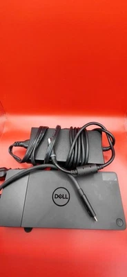 Estación de acoplamiento Dell Dock WD19 USB-C con fuente de alimentación Foto 1 de 4