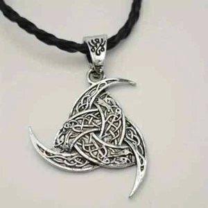 Large Wiccan Celtic Knot & Leather Necklace! FREE SHIPPING IN THE USA! - Picture 1 of 2