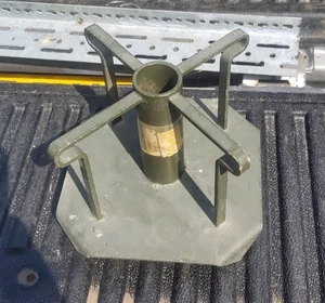 Radio militar del ejército Larkspur 27 pies base mástil - Imagen 1 de 4