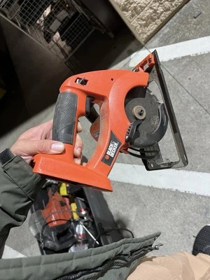 Black & Decker 18v Circular Saw BDCS1800 - Image 1 of 4