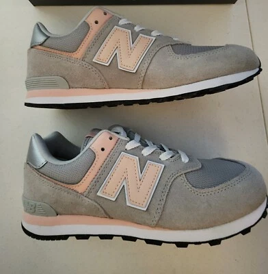 Zapatos para correr New Balance 574 clásicos para niños grandes GC574EVK Rain Cloud talla 6 Foto 1 de 4
