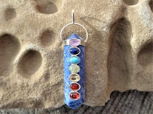  LARGE Blue Sodalite Chakra Pendant Stone of Communication + 7 Chakra Gemstones - Picture 1 of 5