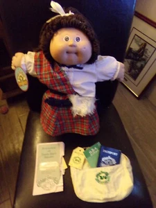 CABBAGE PATCH KIDS DOLL WORLD TRAVELER Scottish GIRL COLECO BRAND - Picture 1 of 6