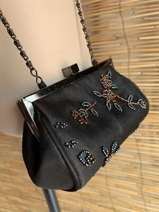 Beaded Shoulder Bag Brand New 14 X 10 Cm with Long Chain That Can Be Removed. - Picture 1 of 7
