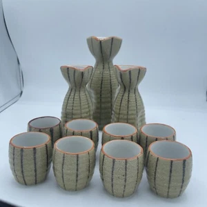 Set tazze sake ceramica giapponese Guinomi Tokkuri Ochoko Old Style Giappone set di 11 - Foto 1 di 4