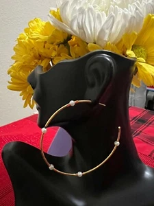 HOOP EARRINGS WITH LITTLE PEARLS COVERED WITH 18K GOLD FROM BRAZIL - Picture 1 of 2